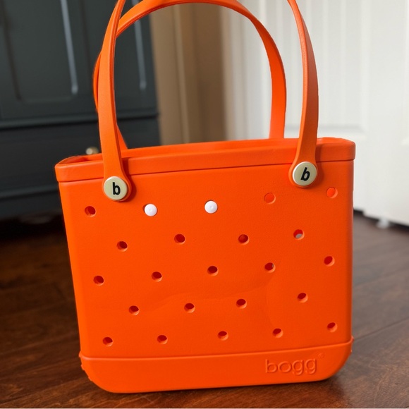 The Baby Bogg Bag in Orange you glad - Picture 6 of 10
